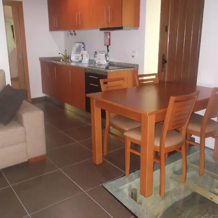 Κατάλυμα σε φάρμα Cascata Do Varosa - *