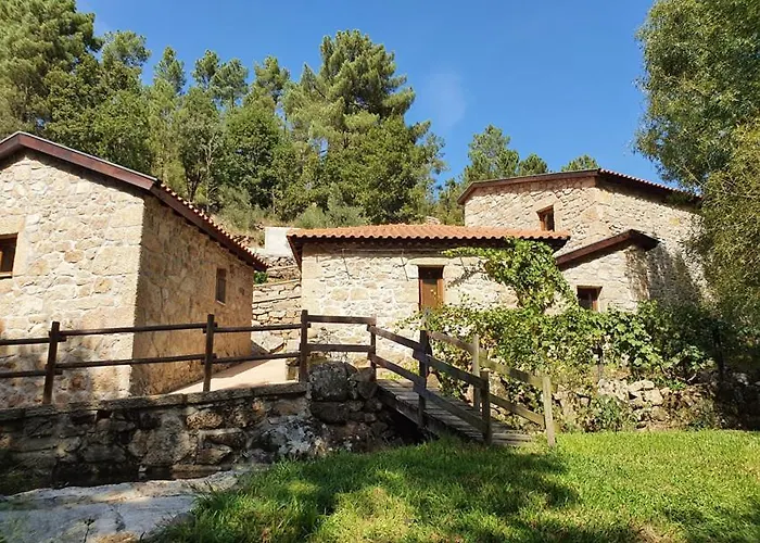 Cascata Do Varosa - בית חווה Vila Pouca (Viseu)